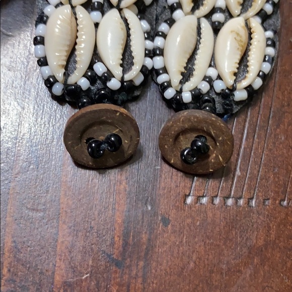 🖤Handmade💕 shell bracelets - Picture 4 of 10